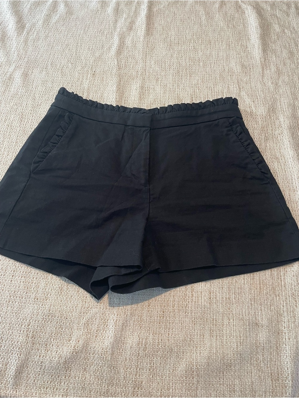 J.Crew Women’s Size 6 Black High Rise Ruffle Chino Shorts G2044